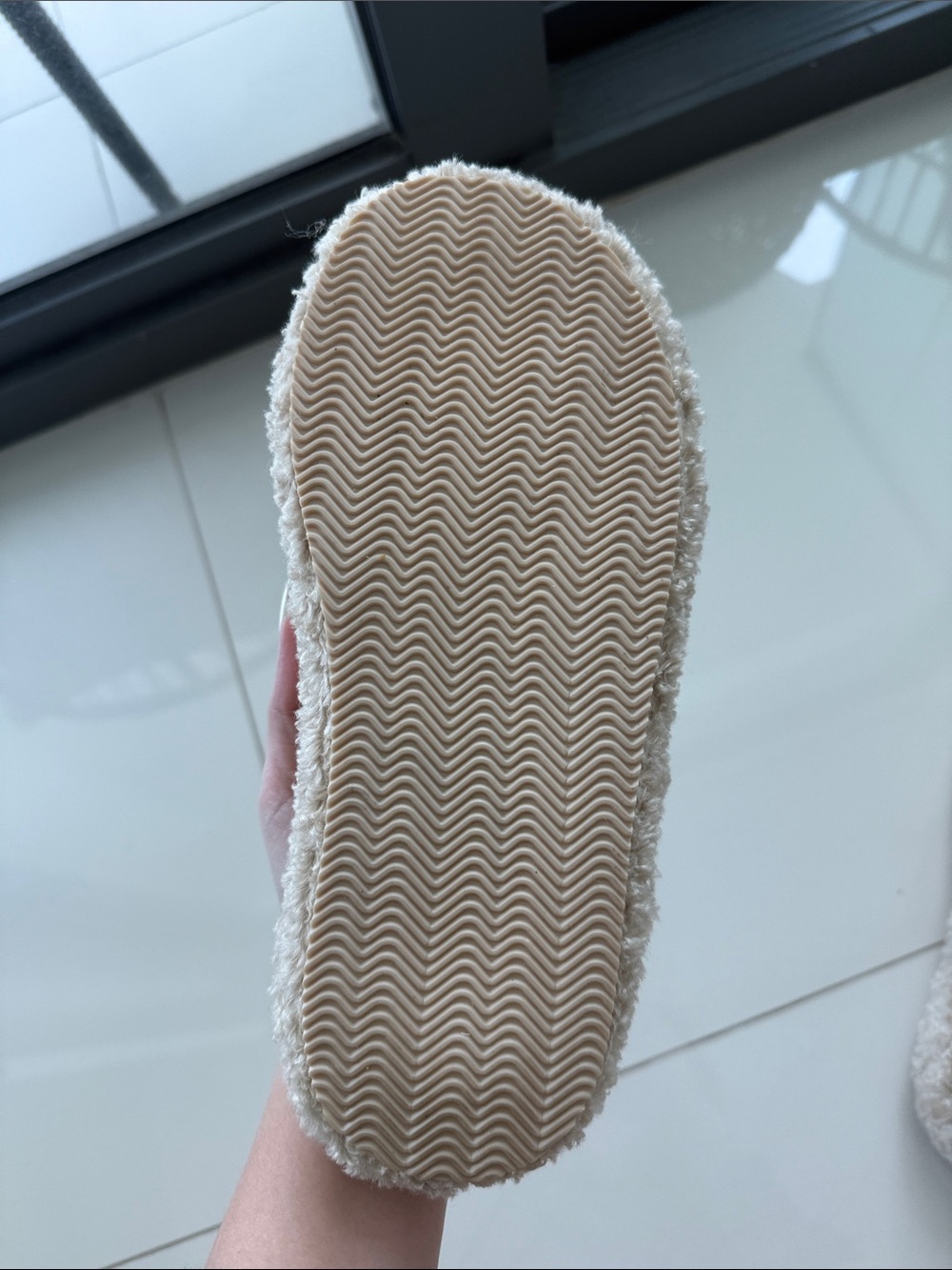 A&F Platform Slippers - Picture 3 of 5